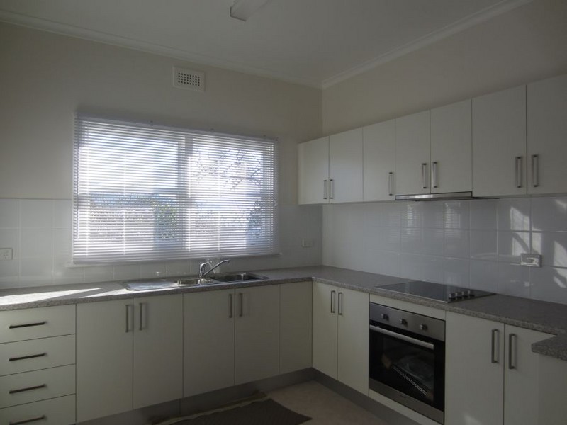 13 Ashbourne Grove, West Moonah TAS 7009