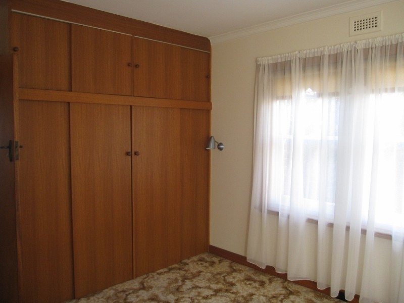 6 BARCLAY CRESCENT, Rosetta TAS 7010