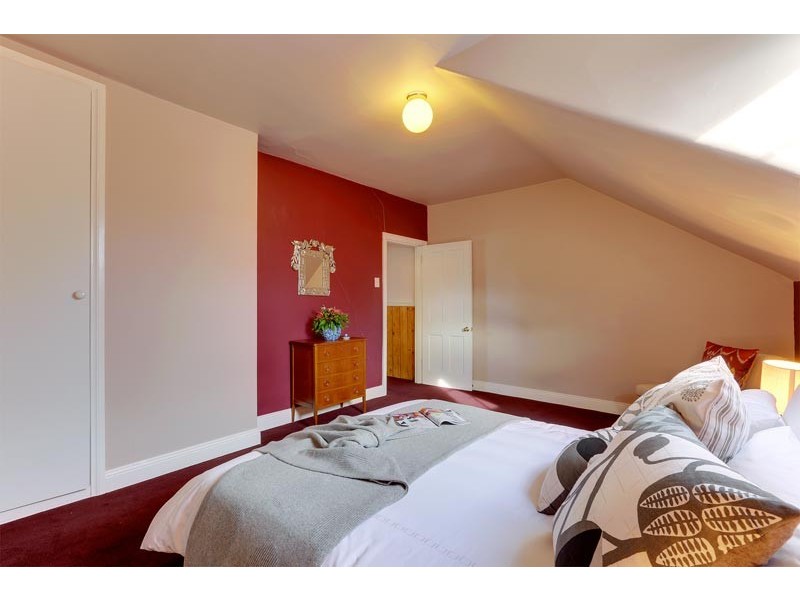 5 Claude Street, New Town TAS 7008