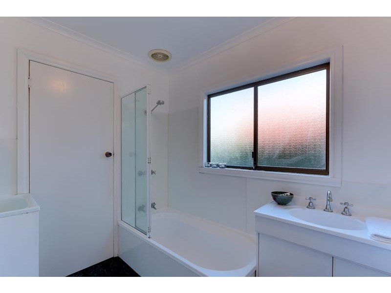 5 Claude Street, New Town TAS 7008