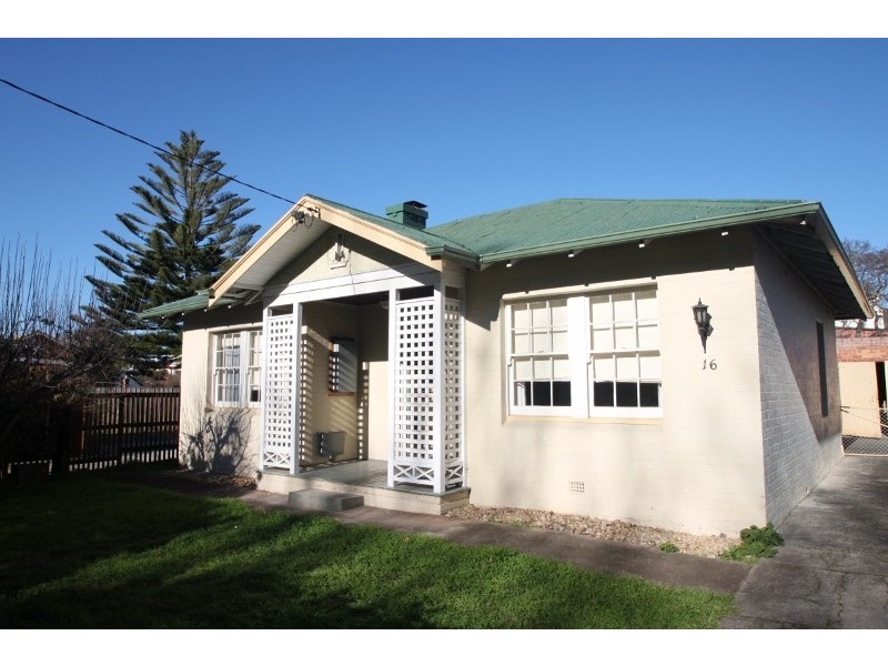 16 Quayle Street, Sandy Bay TAS 7005
