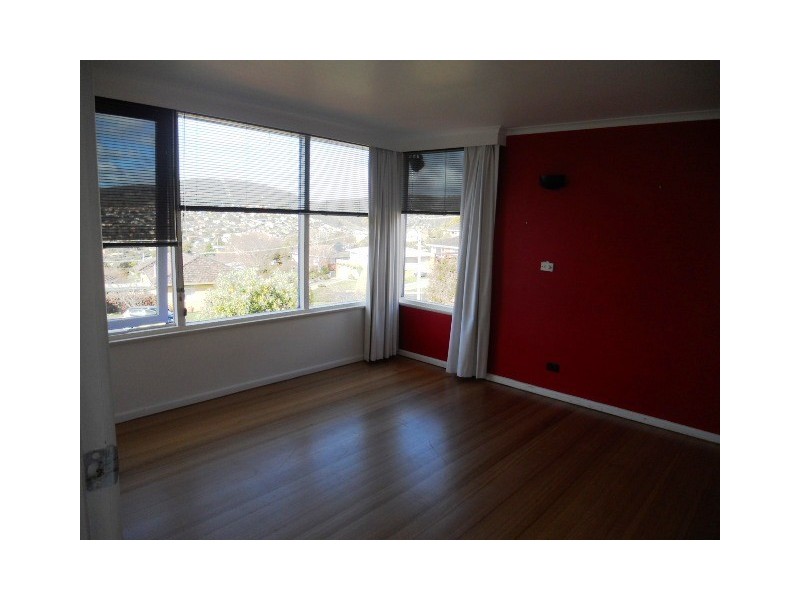 2 Hudson Court, Lenah Valley TAS 7008