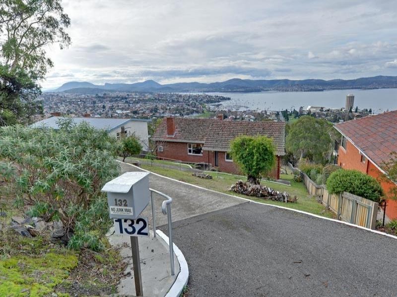 132 Nelson Road, Mount Nelson TAS 7007