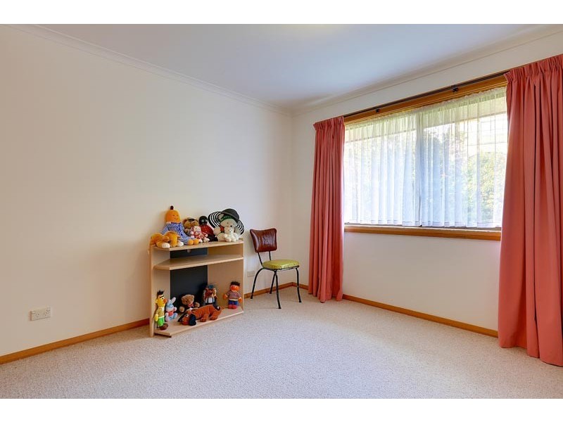 14 Shirley Boulevard, Lenah Valley TAS 7008