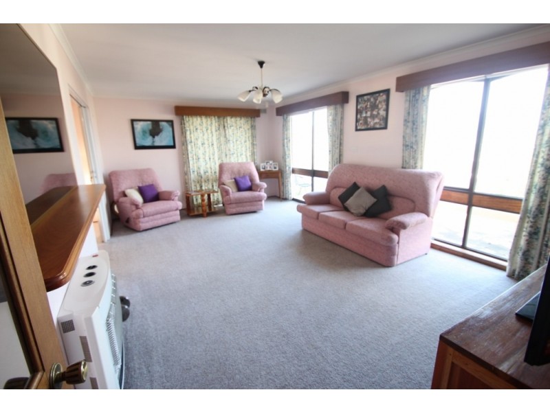 14 Arncliffe Road, Austins Ferry TAS 7011