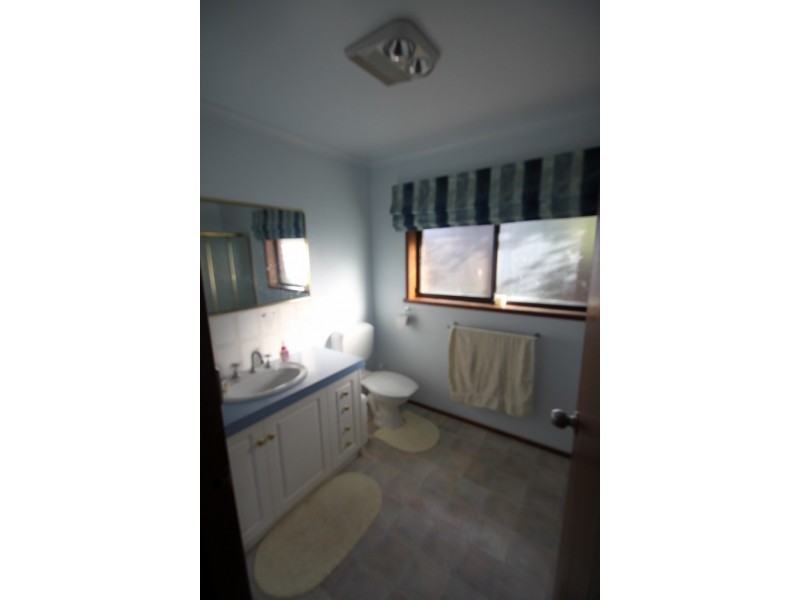 14 Arncliffe Road, Austins Ferry TAS 7011