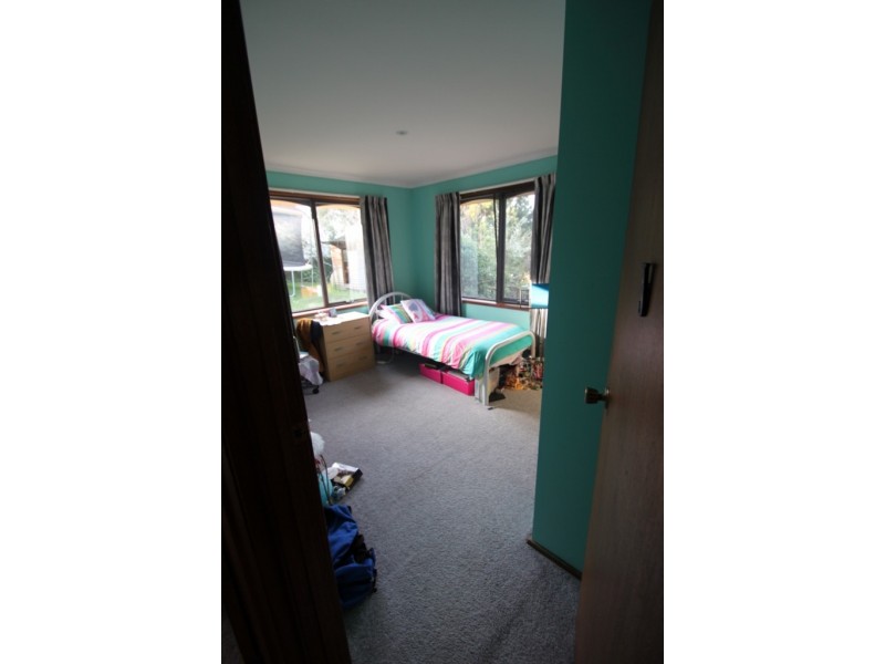 14 Arncliffe Road, Austins Ferry TAS 7011