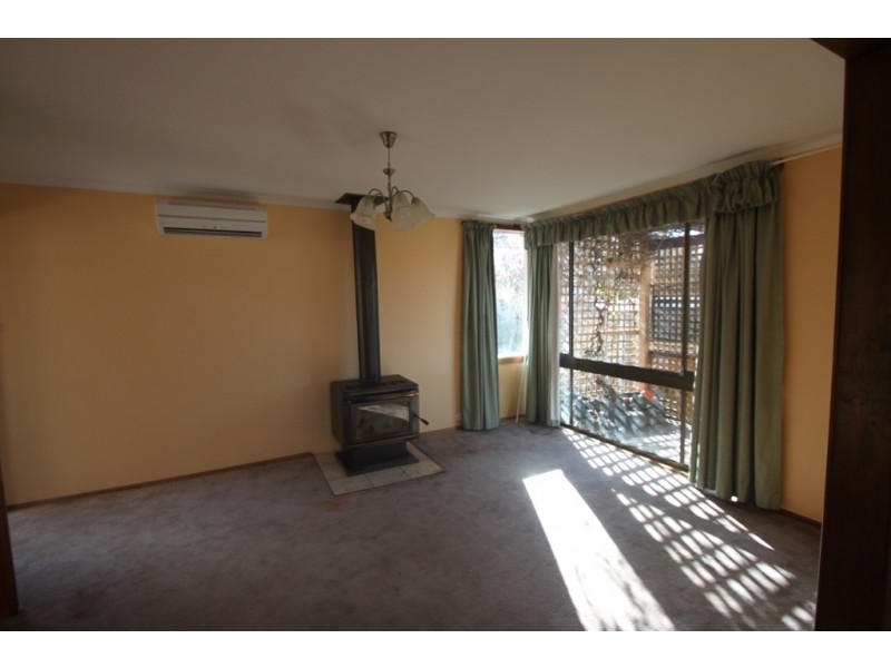 25 Hudson Crescent, Glenorchy TAS 7010