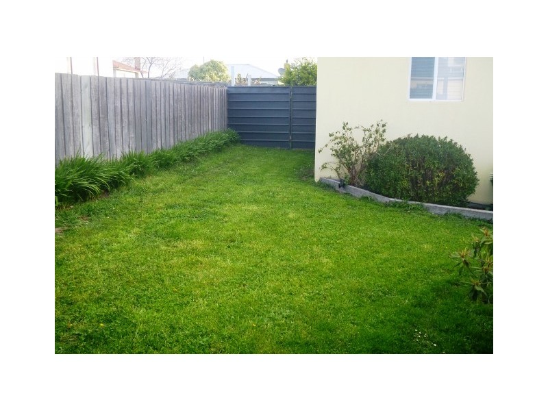 2/55 Cumberland Street, Warrane TAS 7018