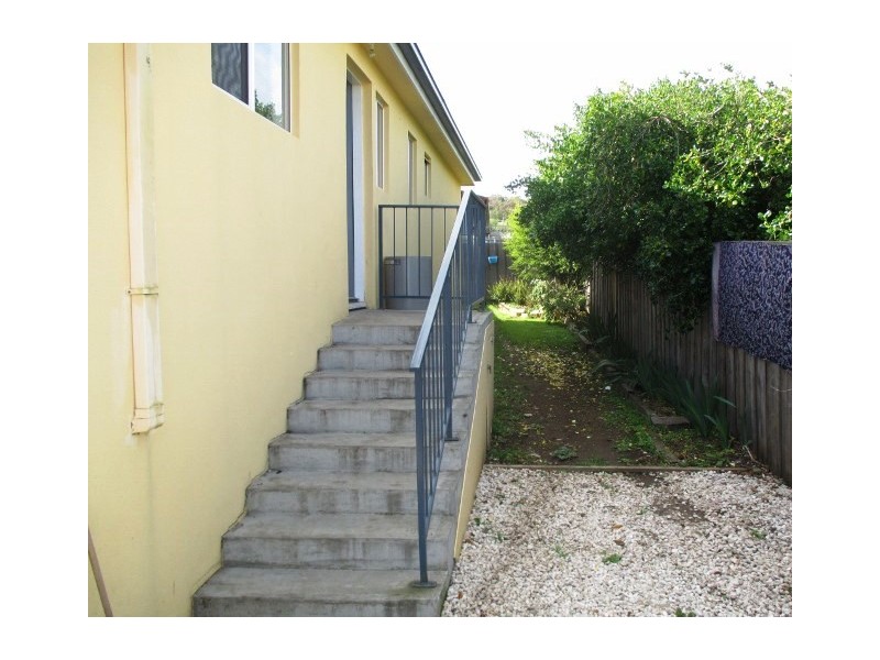 2/55 Cumberland Street, Warrane TAS 7018