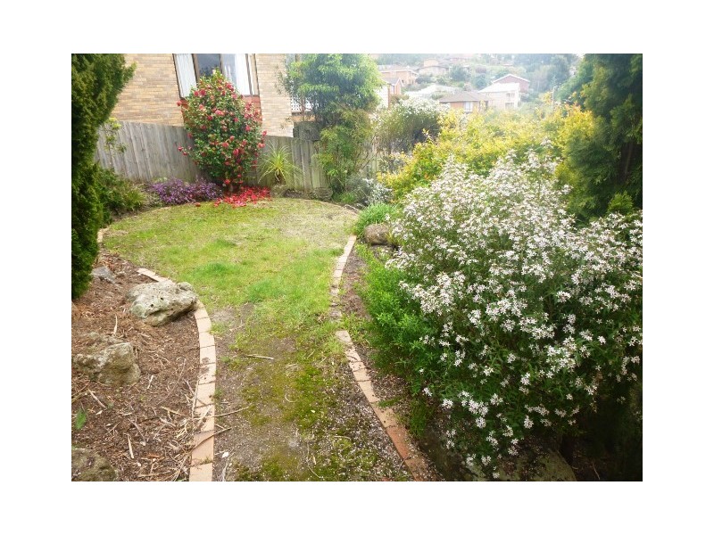 Diamond Drive 3/29, Blackmans Bay TAS 7052