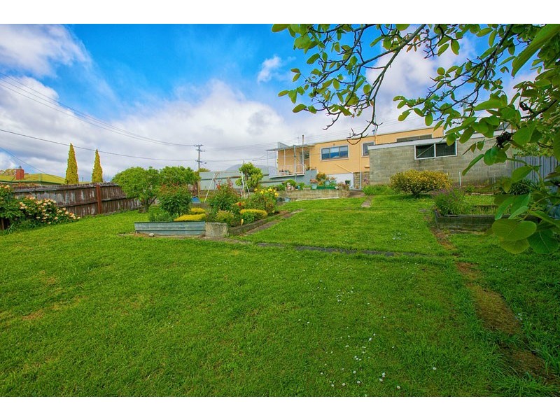 2 Sixth Avenue, West Moonah TAS 7009