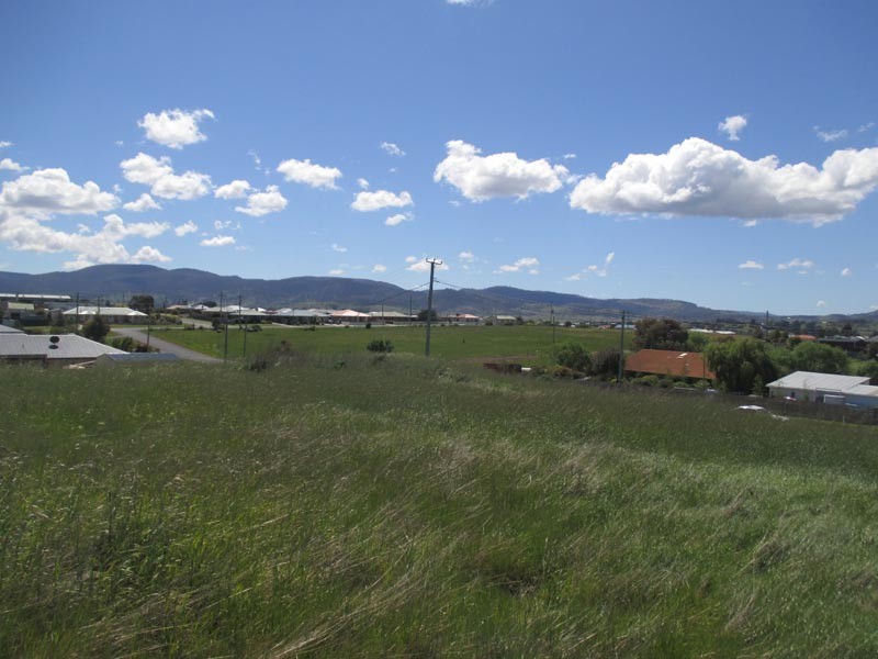 4A Dylan Street, Brighton TAS 7030