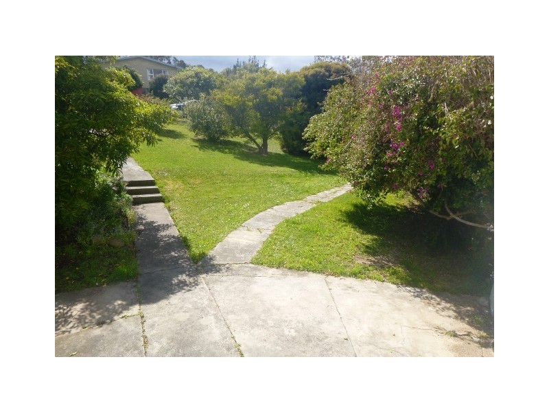 23 Talone Road, Blackmans Bay TAS 7052