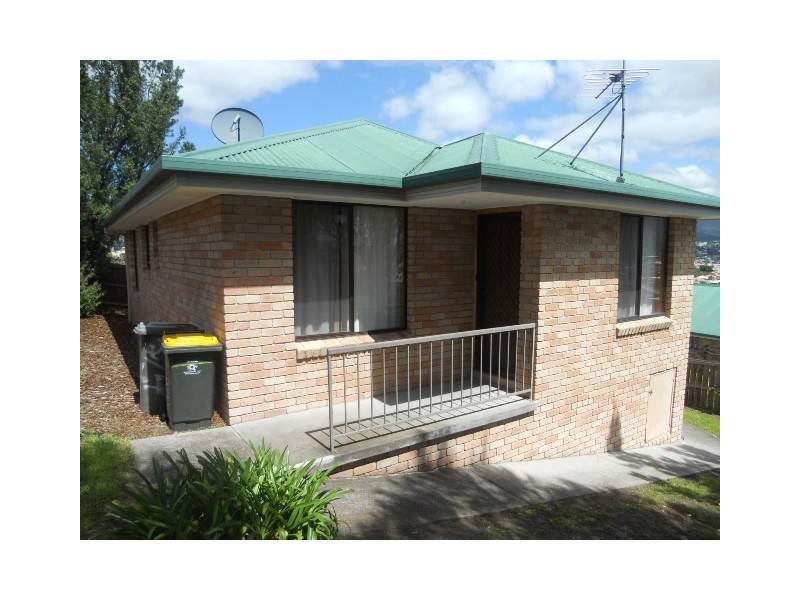 2/4 Harlow Road, Lutana TAS 7009
