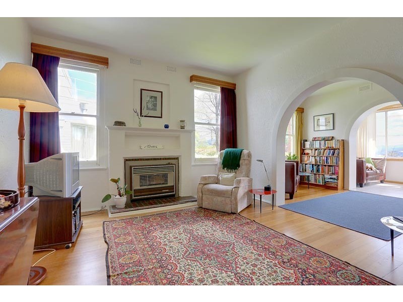 4 Darling Parade, Mount Stuart TAS 7000