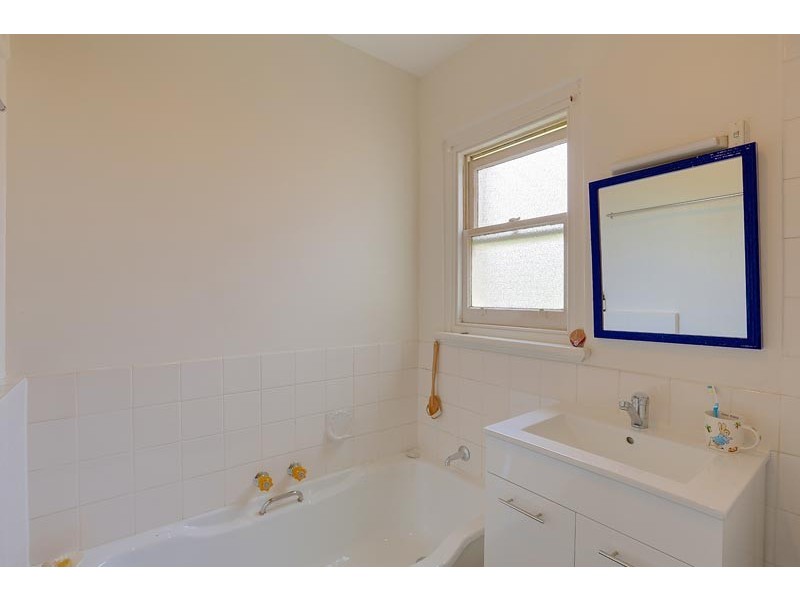 4 Darling Parade, Mount Stuart TAS 7000