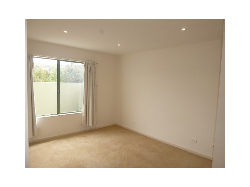 3/26 Loatta, Lindisfarne TAS 7015