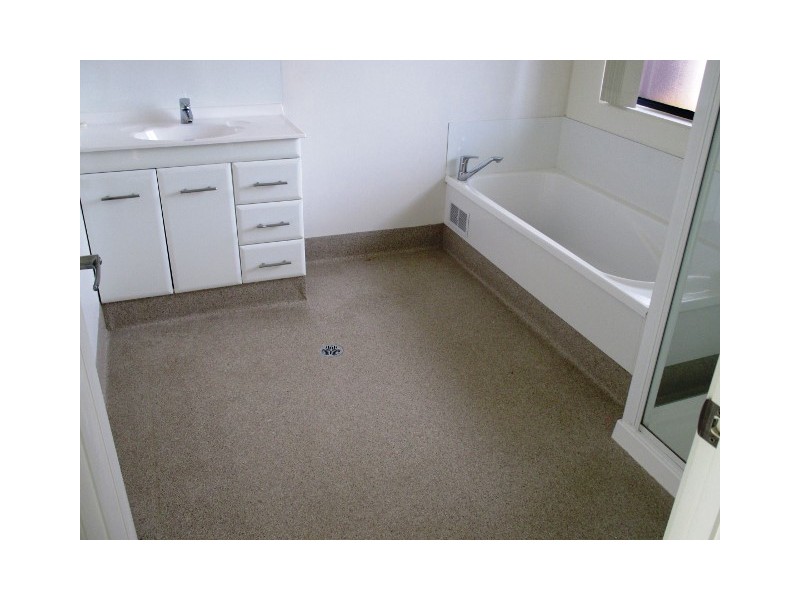 6 and 18 Husten Circle, New Norfolk TAS 7140