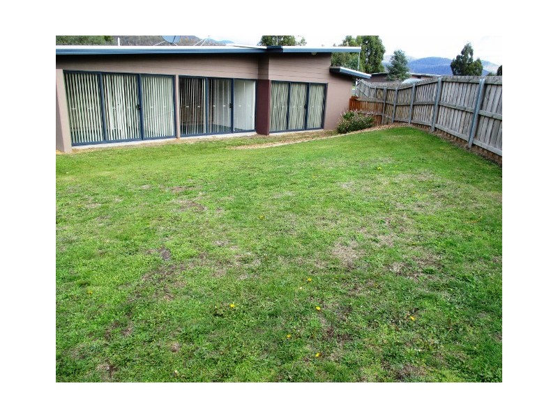 6 and 18 Husten Circle, New Norfolk TAS 7140