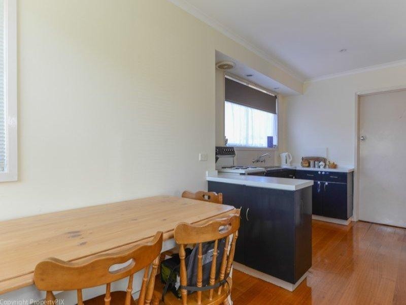 12 Lara Street, Howrah TAS 7018