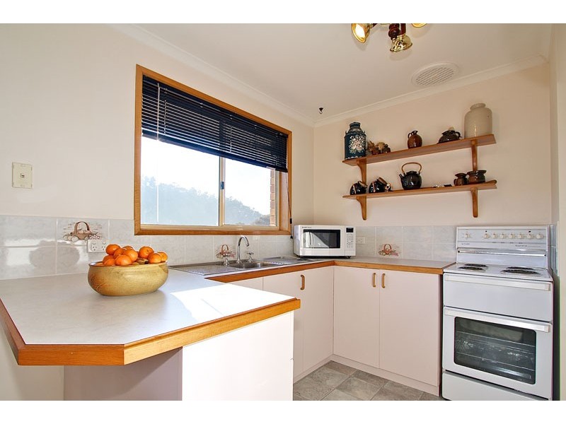 2/7 Jasanda Drive, Montrose TAS 7010