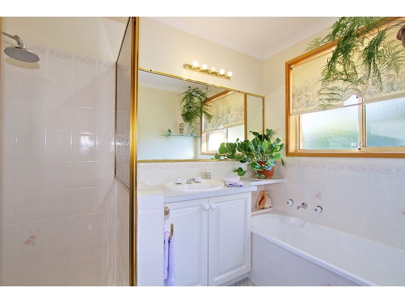 2/7 Jasanda Drive, Montrose TAS 7010