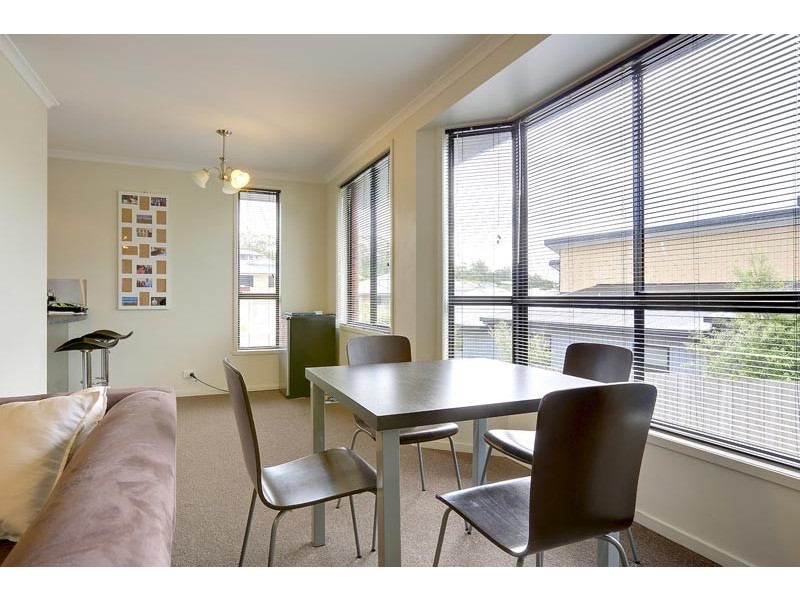 Unit 2 12 Walter Place, Howrah TAS 7018