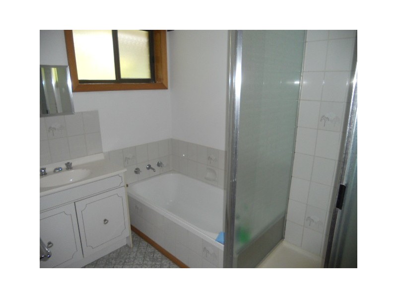 8/38 Sharps Road, Lenah Valley TAS 7008