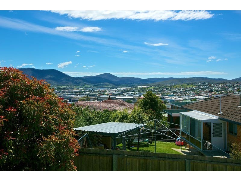 1,2,3-6 Bermuka Street, West Moonah TAS 7009