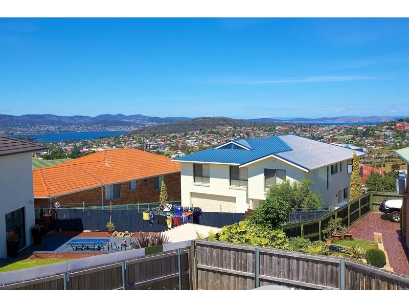 35 Sawyer Avenue, West Moonah TAS 7009