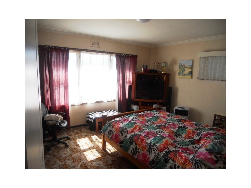 18 Bristol Road, Claremont TAS 7011