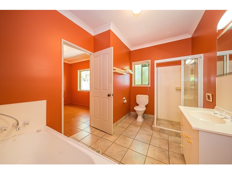 62 Avon Avenue, Banksia Beach QLD 4507