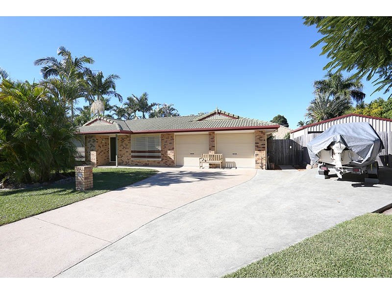 15 Salmon Place, Sandstone Point QLD 4511