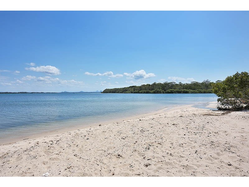 67 Solander Esplanade, Banksia Beach QLD 4507