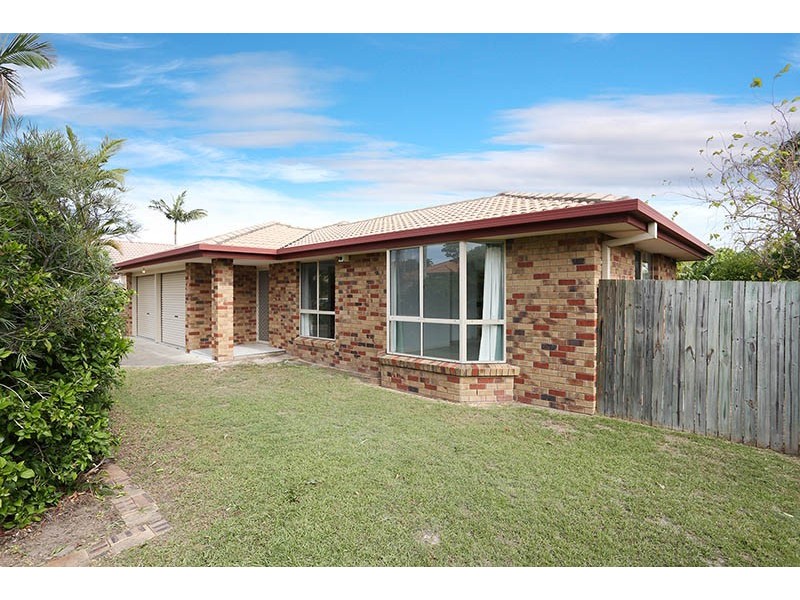 19 Mackerel Street, Sandstone Point QLD 4511