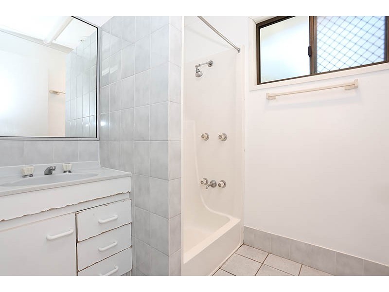 53 BISHOP ROAD, Beachmere QLD 4510