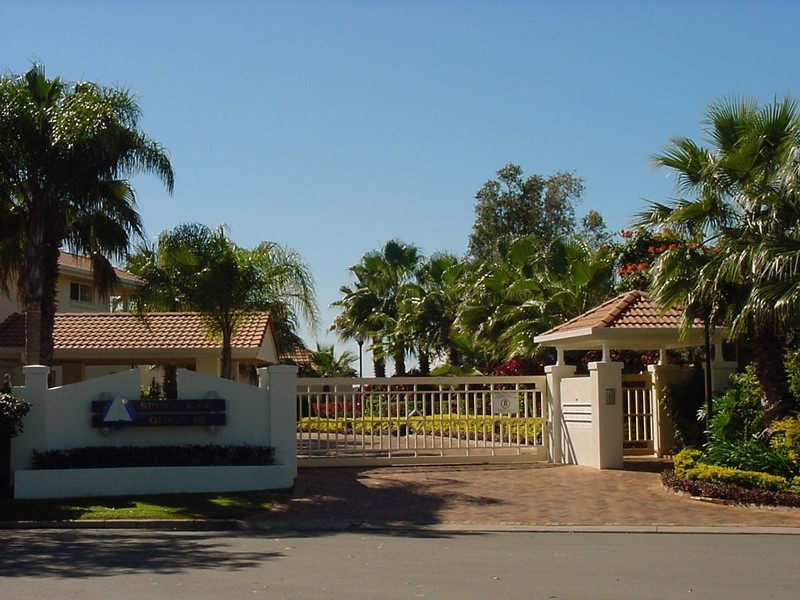 3/18 Spinnaker quays, Sandstone Point QLD 4511