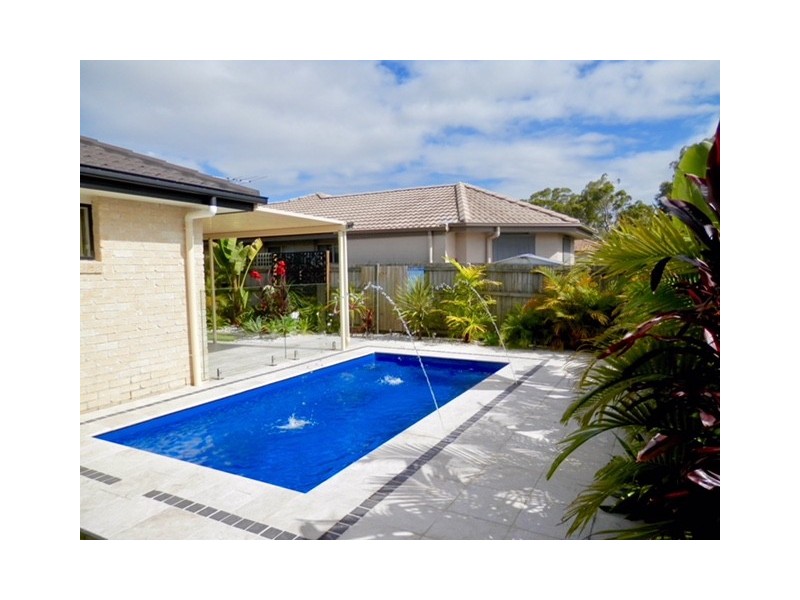 10 Rushcutters Court, Sandstone Point QLD 4511