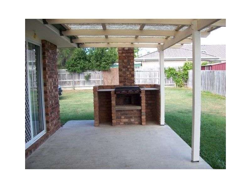 Sandstone Point QLD 4511