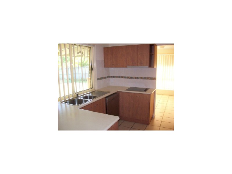 Sandstone Point QLD 4511