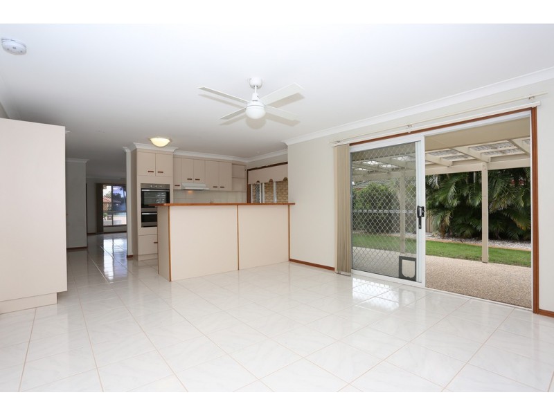 28 Anchor Court, Banksia Beach QLD 4507