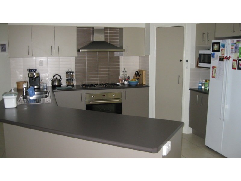 Sandstone Point QLD 4511