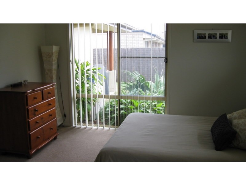 Sandstone Point QLD 4511