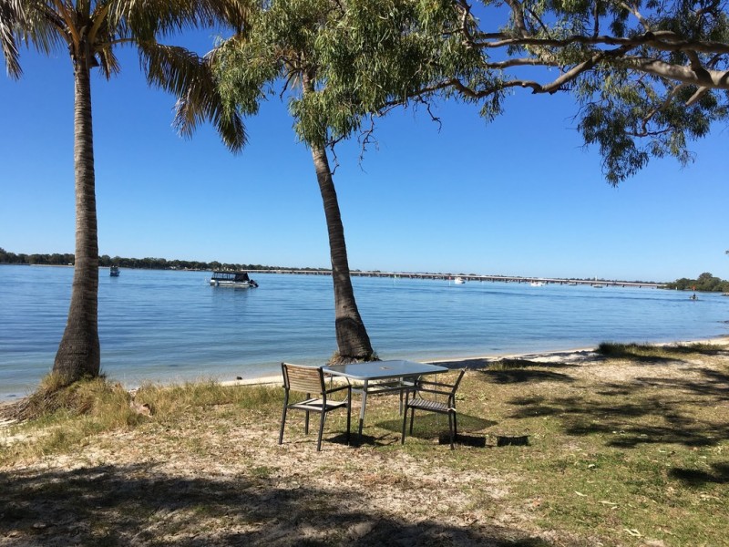 Sandstone Point QLD 4511