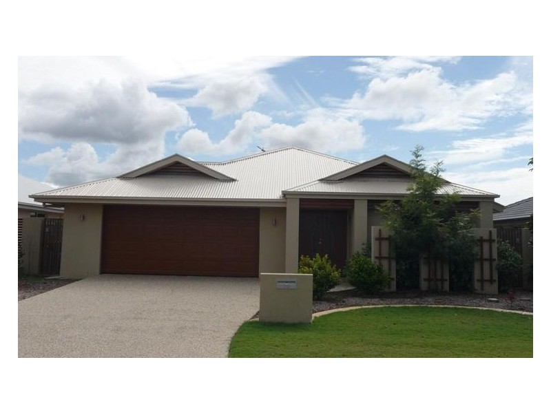 2/80 Kakadu Cirt, Banksia Beach QLD 4507