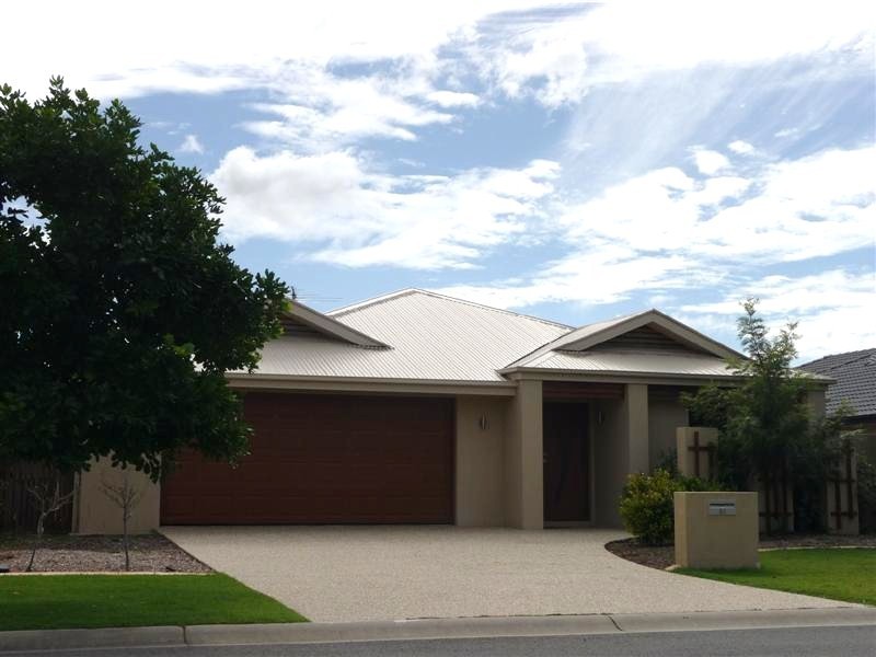 2/80 Kakadu Cirt, Banksia Beach QLD 4507