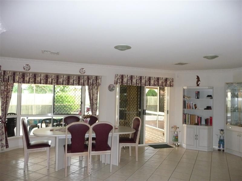 14 Carter Court, Sandstone Point QLD 4511