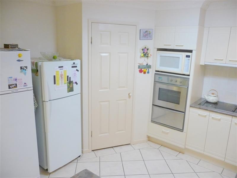 14 Carter Court, Sandstone Point QLD 4511