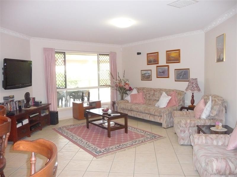 14 Carter Court, Sandstone Point QLD 4511